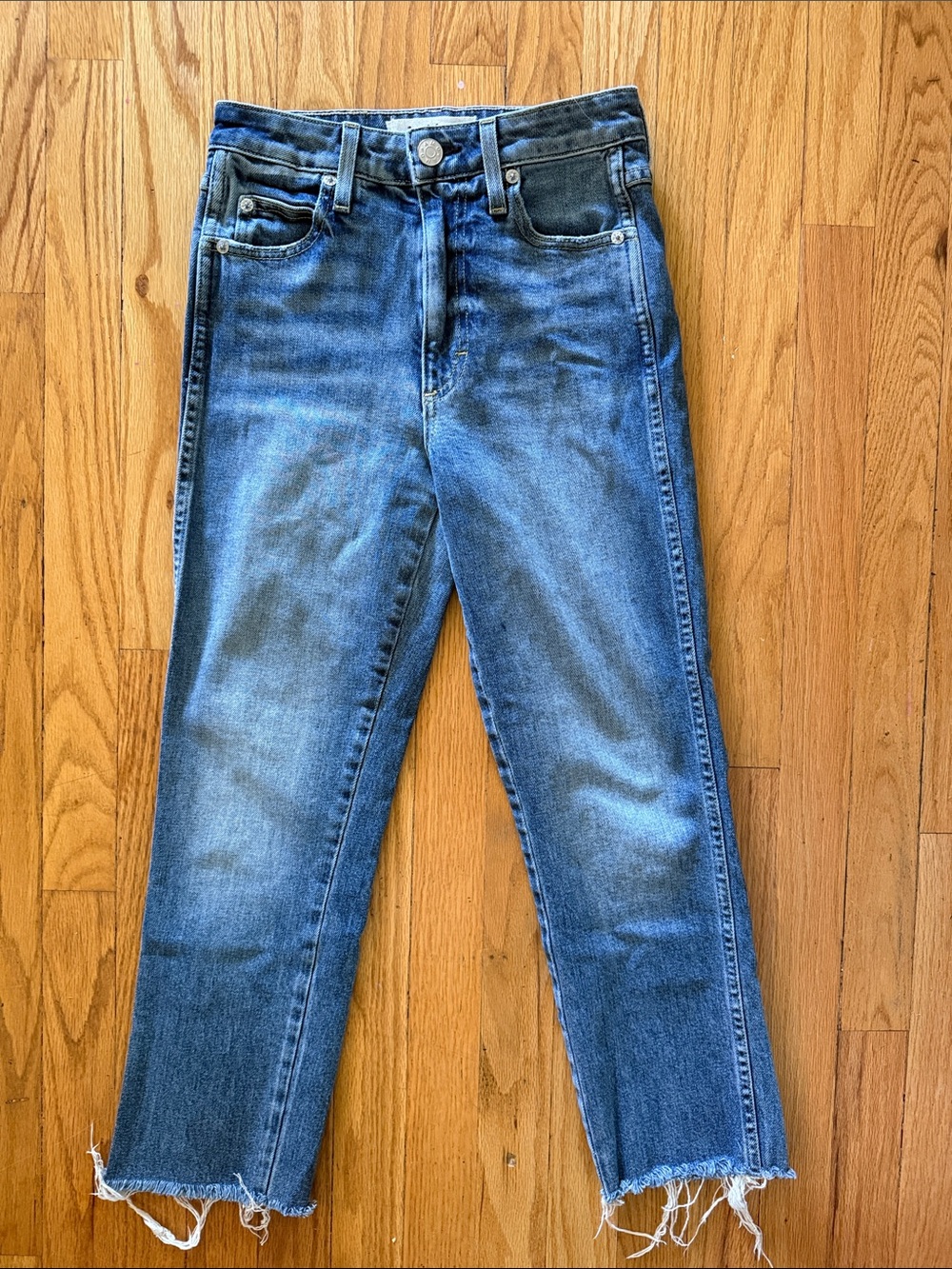 AMO sz 24 Chloe crop Kismet Classic High-Rise Blue Women’s Jeans raw edge VGUC